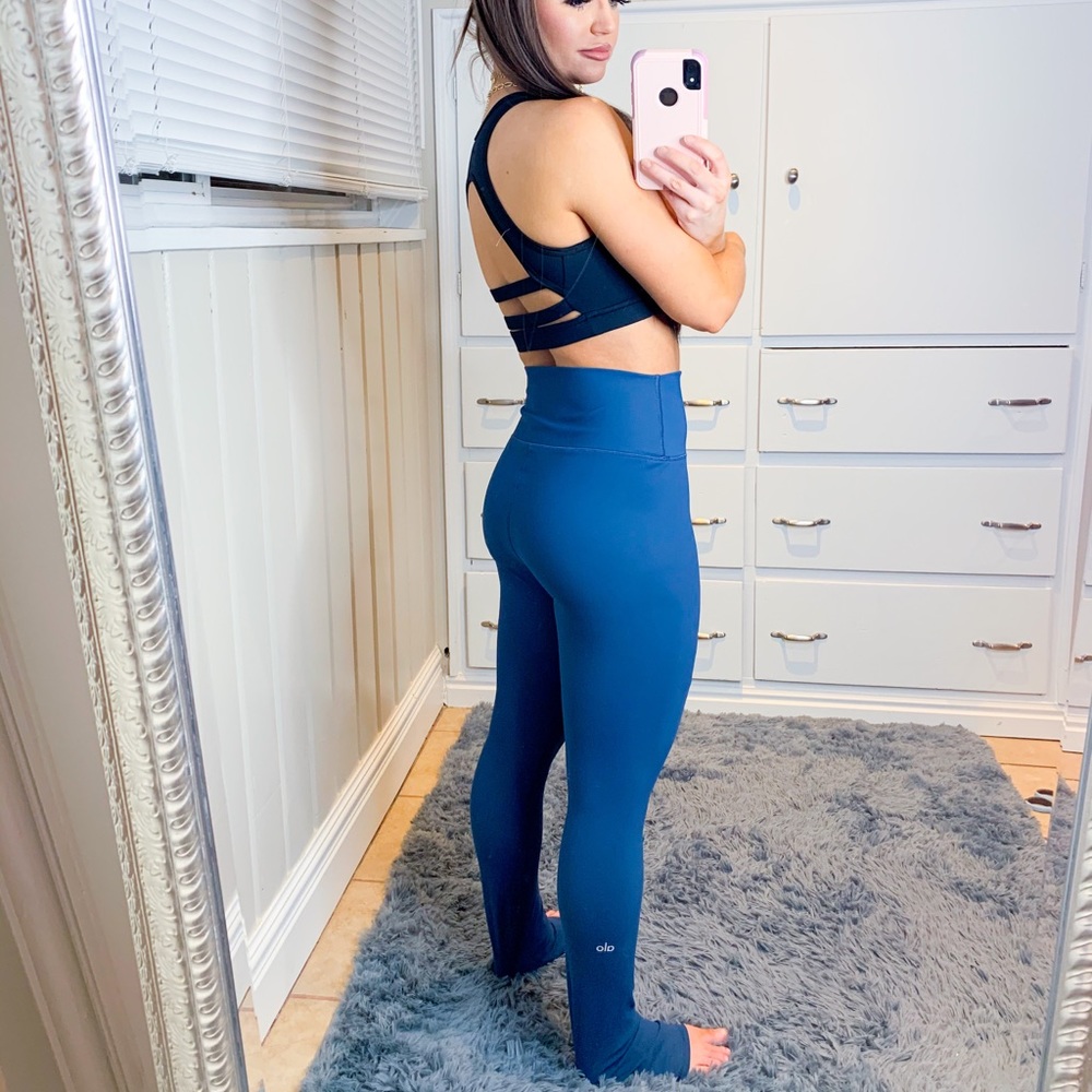 SOLD: Alo Yoga Ink Blue Leggings M - Picture 3 of 7